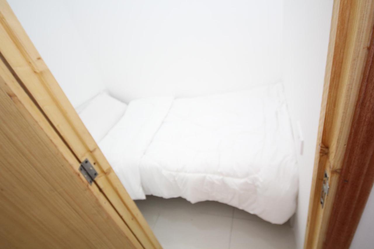 Cozy Rooms And Small Partitions For Men Guests In דובאי מראה חיצוני תמונה