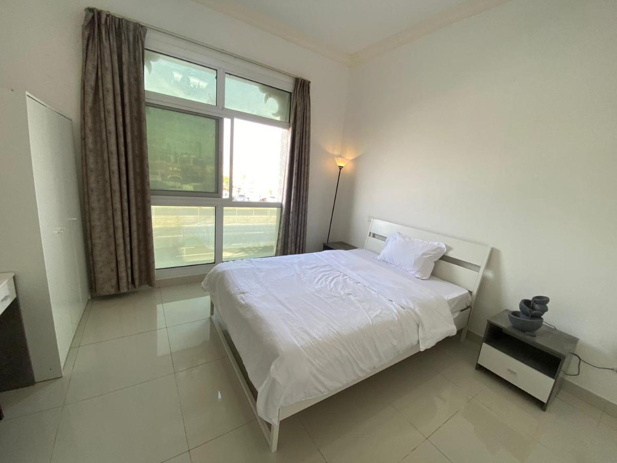 Cozy Rooms And Small Partitions For Men Guests In דובאי מראה חיצוני תמונה