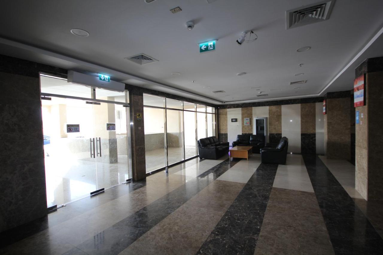 Cozy Rooms And Small Partitions For Men Guests In דובאי מראה חיצוני תמונה
