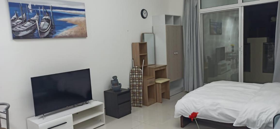 Cozy Rooms And Small Partitions For Men Guests In דובאי מראה חיצוני תמונה